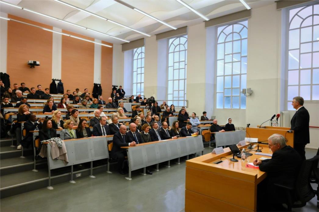 Glas Svetog Oca i diplomacija Svete Stolice nastavljaju nadahnjivati mir, pravdu i ljudsko dostojanstvo