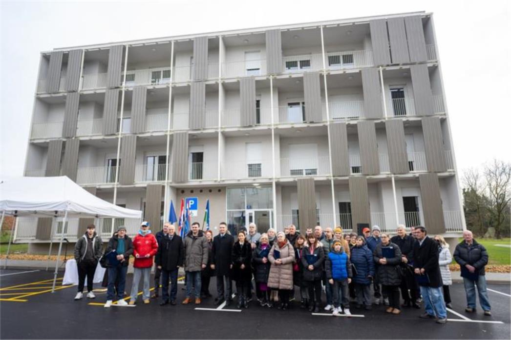 U Sisku useljene nove višestambene zgrade s 38 stanova