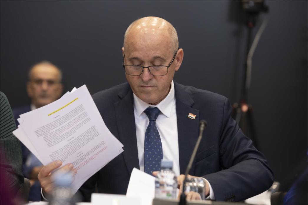 Bačić najavio ubrzanje postupaka izdavanja građevinskih dozvola