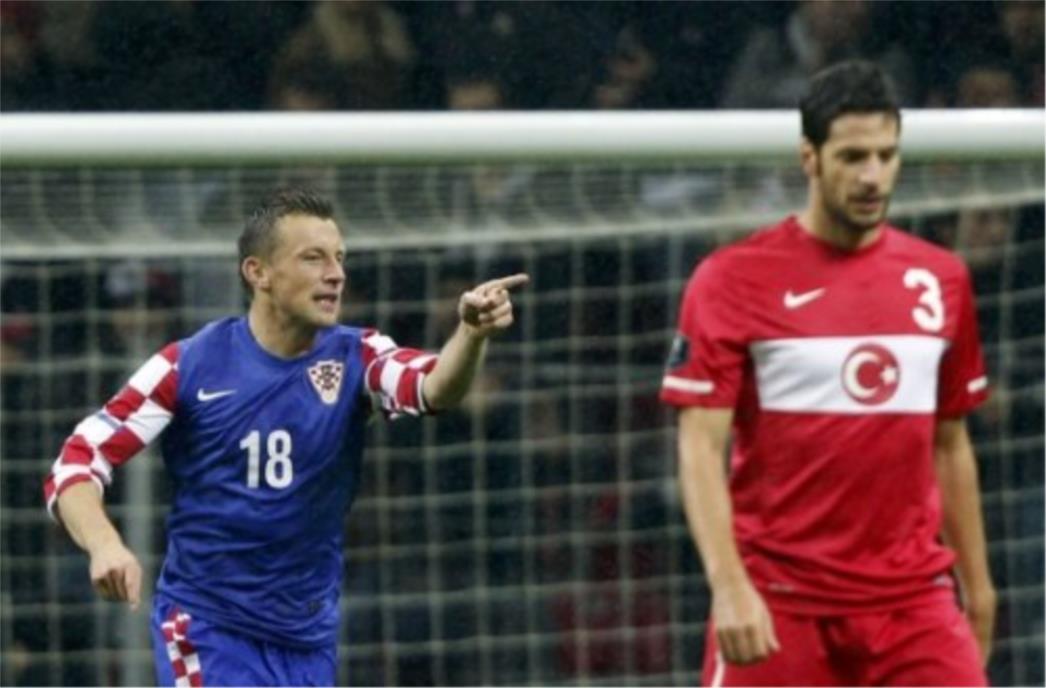 Kockasta bajka u Istanbulu! Olić, Ćorluka i Mandžukić za trijumf