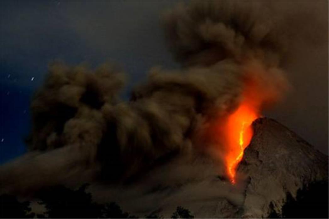 Eruptirao najaktivniji vulkan u Indoneziji, zasad 25 poginulih