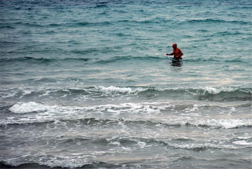 Kupanje na splitskim Bačvicama