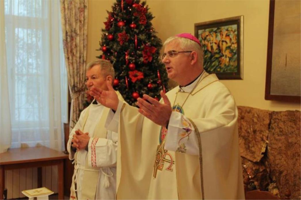Mons. Uzinić predvodio euharistijsko slavlje u Katedrali