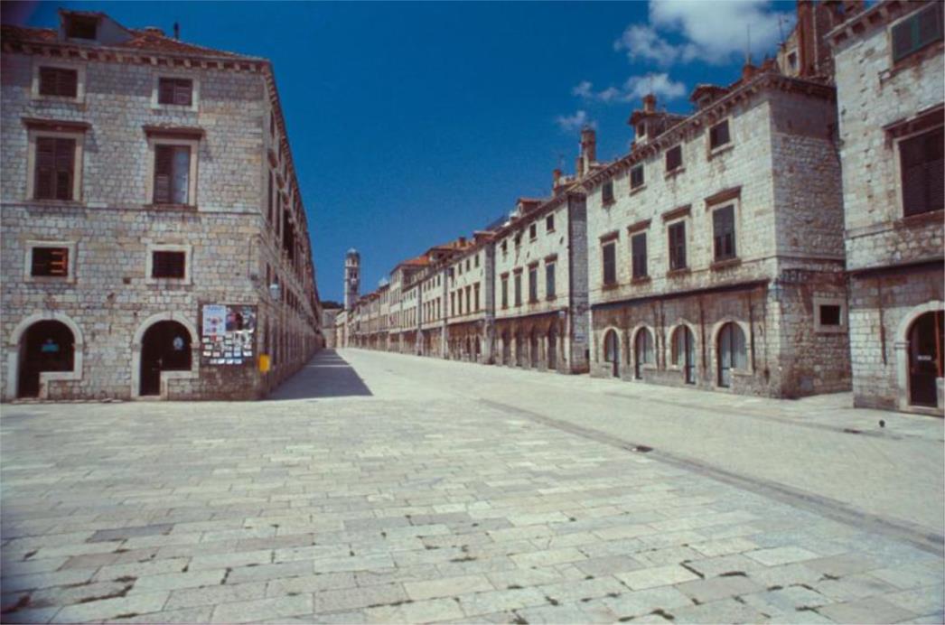 U ponedjeljak sunčano i još hladnije, uz buru i mraz na otocima