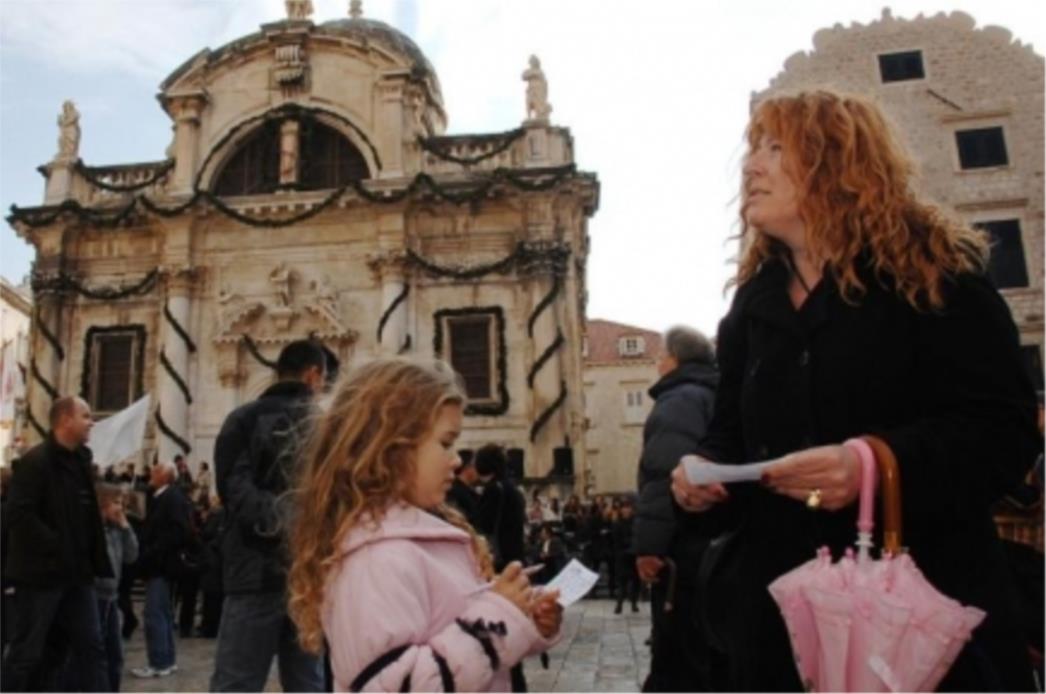 Ne zaboravite danas doći na tradicionalnu tombulu na Stradunu