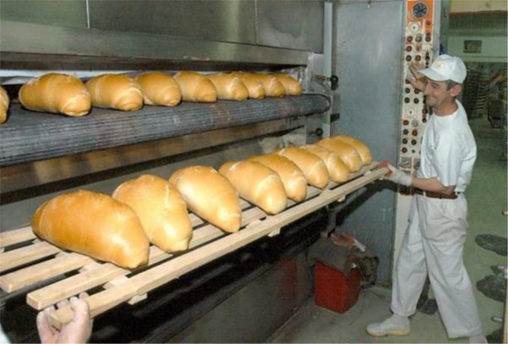 VIC DANA: Policajac i pekari 