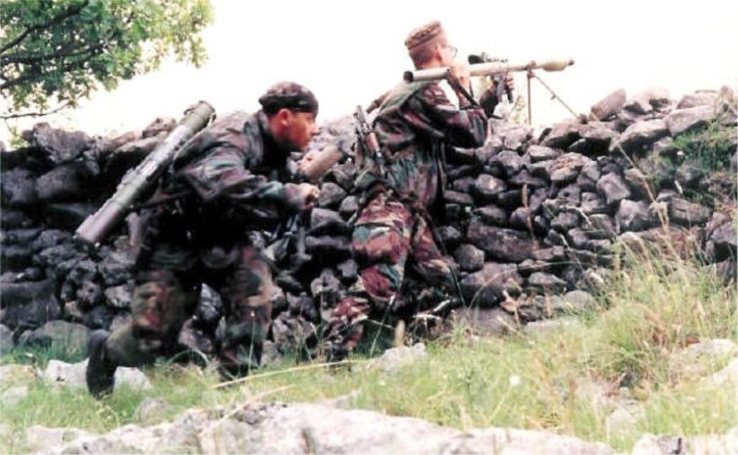 Djetinjstvo su proveli u rovovima, a danas su prisiljeni tražiti pravdu na Markovom trgu