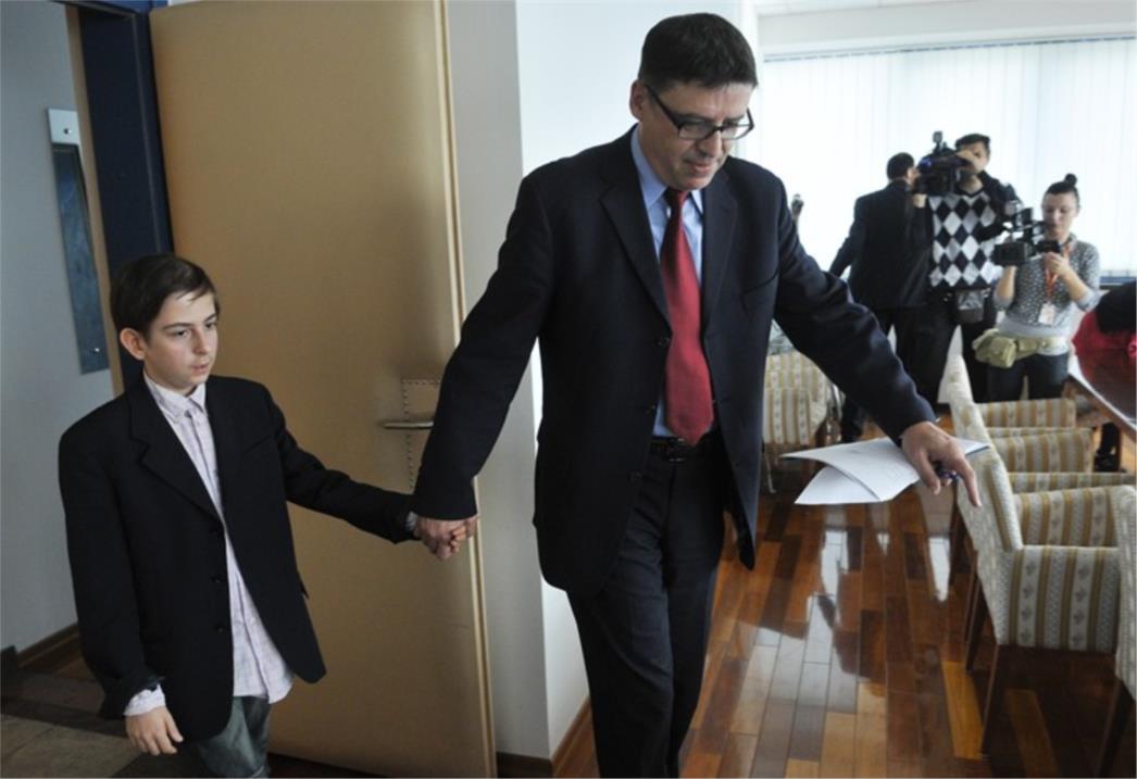 BRAVO! Iako u školu ne može, Ilir Osmani je najbolji učenik u razredu