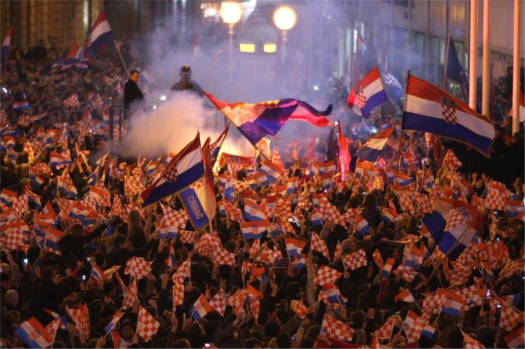 'Ovo je i presuda petoj hrvatskoj koloni, prije svih Stjepanu Mesiću i Vesni Pusić'