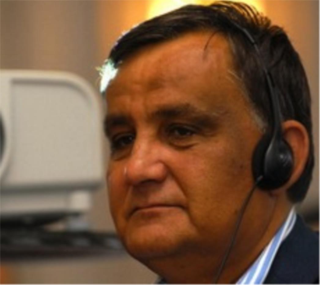  Mediji koji su ga držali na vlasti sada ga silovito gaze u blatu