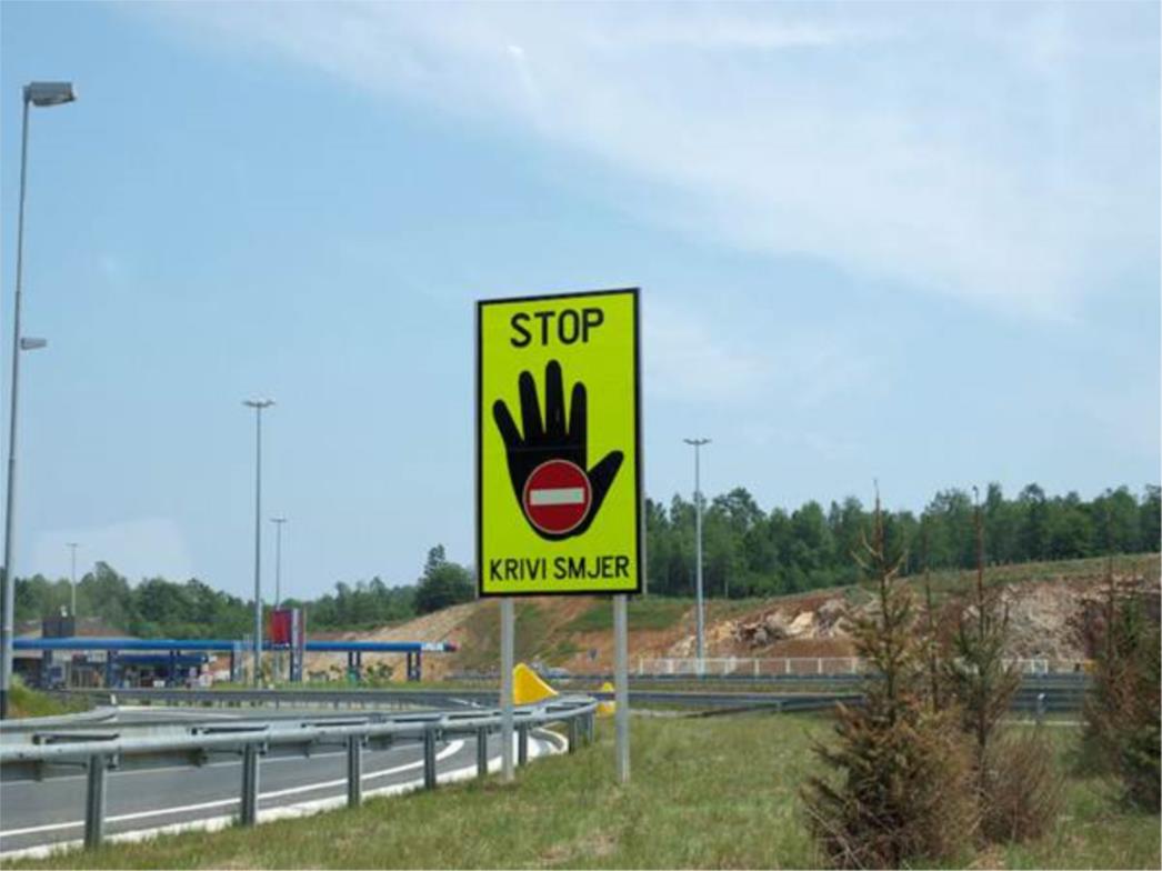 Dva puta 'mrtav pijan' ušao na autocestu krivim smjerom
