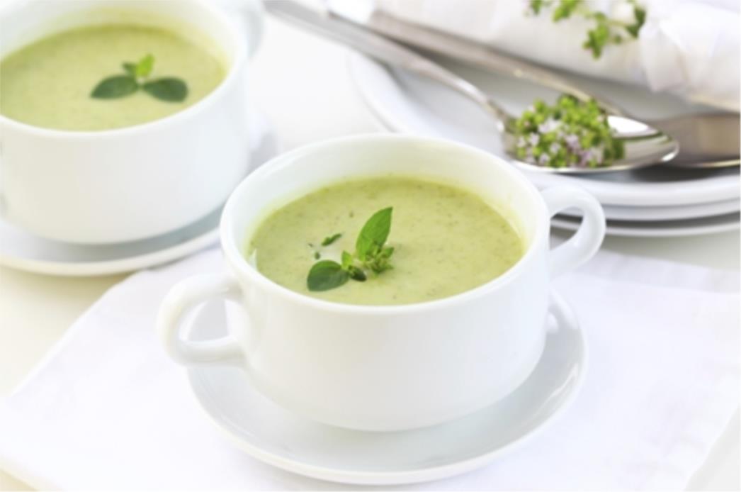  RECEPT DANA - Juha od brokule i poriluka