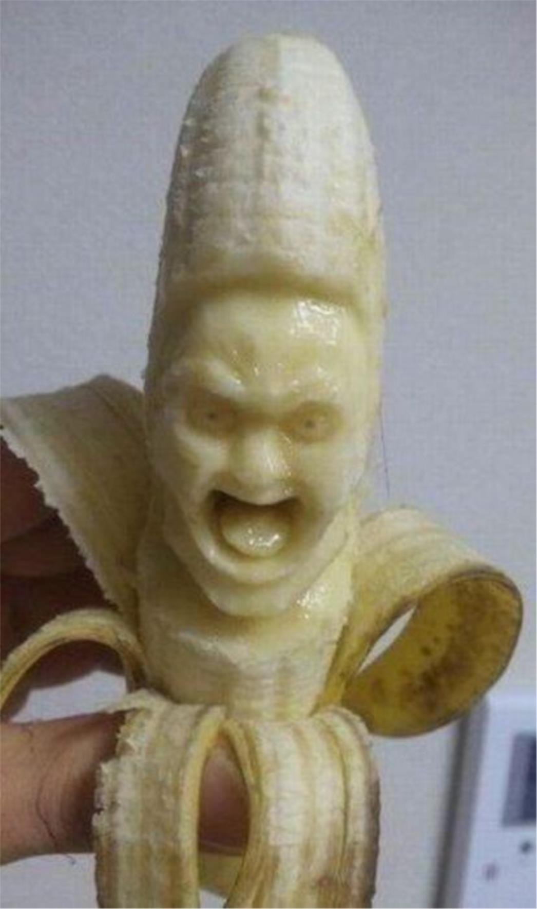 FOTOGRAFIJA DANA - Bizarna banana