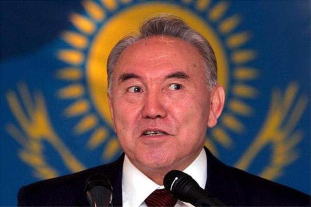  Nazarbajev ostaje predsjednik do 2020.?