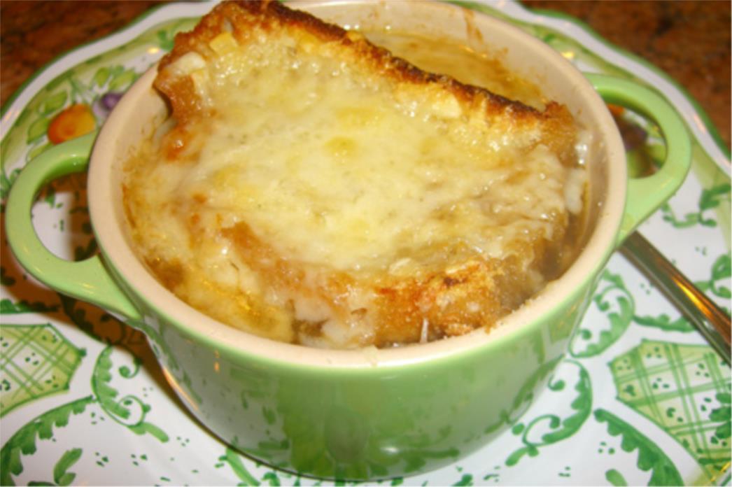 RECEPT DANA -  Francuska juha od luka