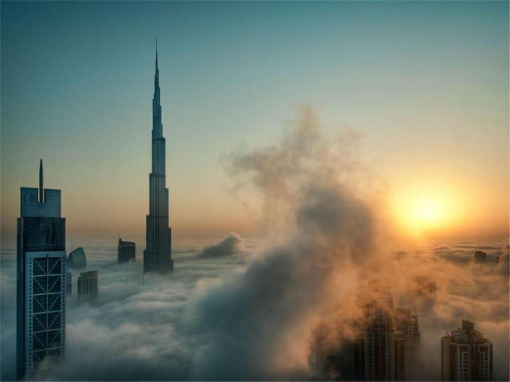  FOTOGRAFIJA DANA - Dubai iznad oblaka