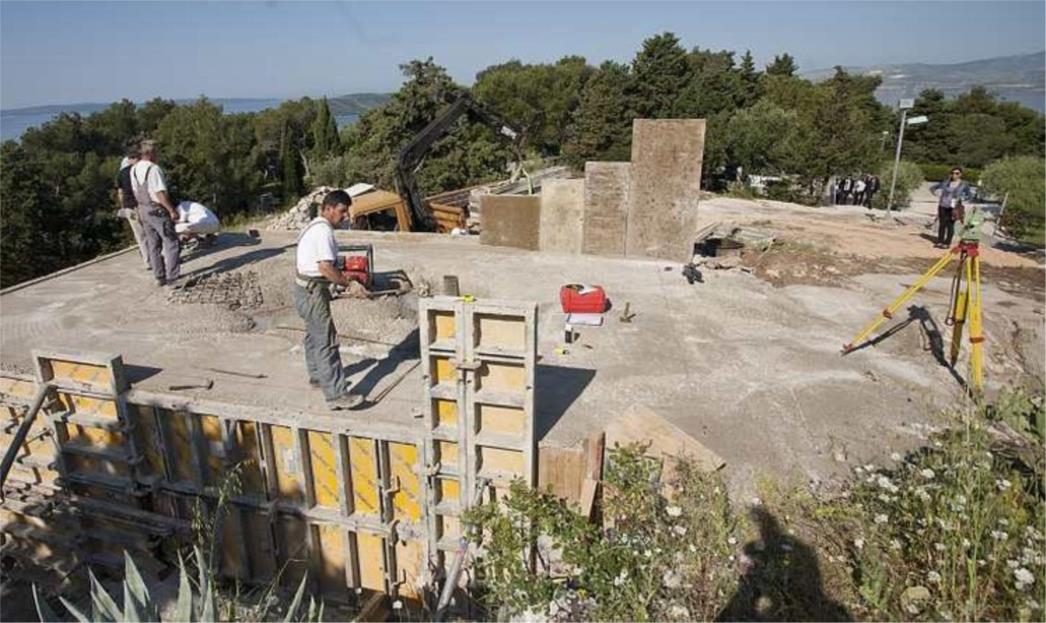 Započela gradnja temelja za križ na Marjanu