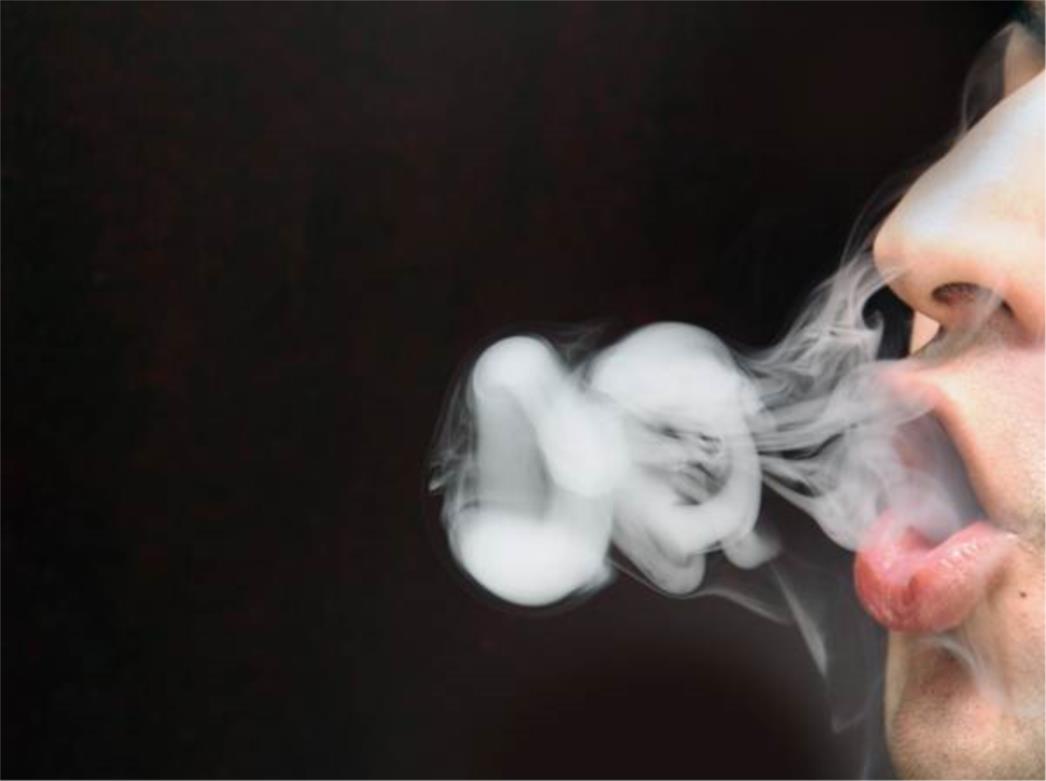 Smrtnost muškaraca je veća zbog - cigareta