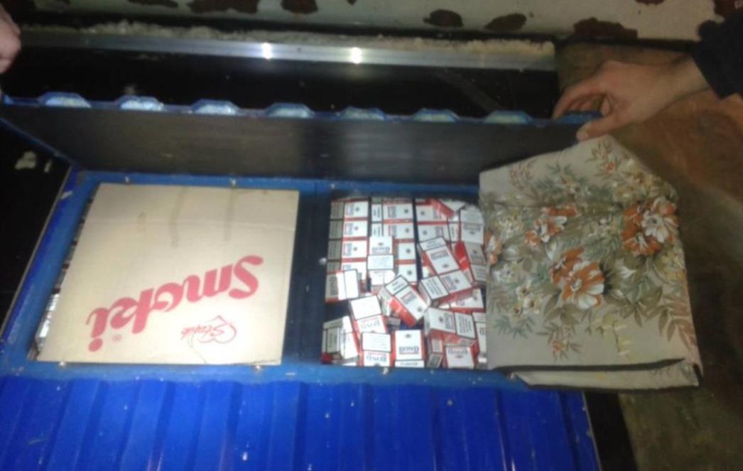 Na Karasovićima zaplijenjena velika količina  cigareta! /FOTO/