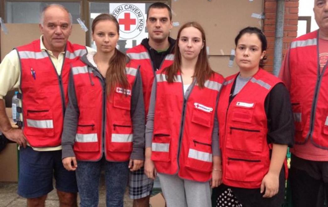 PRIĐI KUPI, NISMO SKUPI: Akcija Kluba mladih Crvenog križa i učenika OŠ Marina Držića