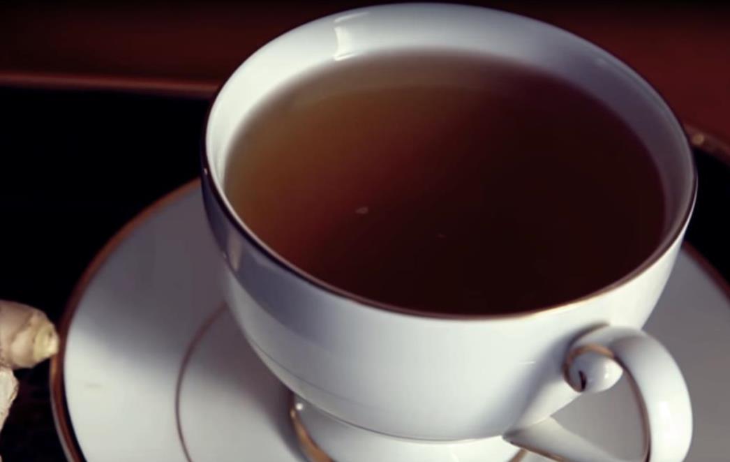 PRIČA ZBOG KOJE ĆETE SE ZAMISLITI: Evo  zašto biste trebali početi piti ovaj čaj!