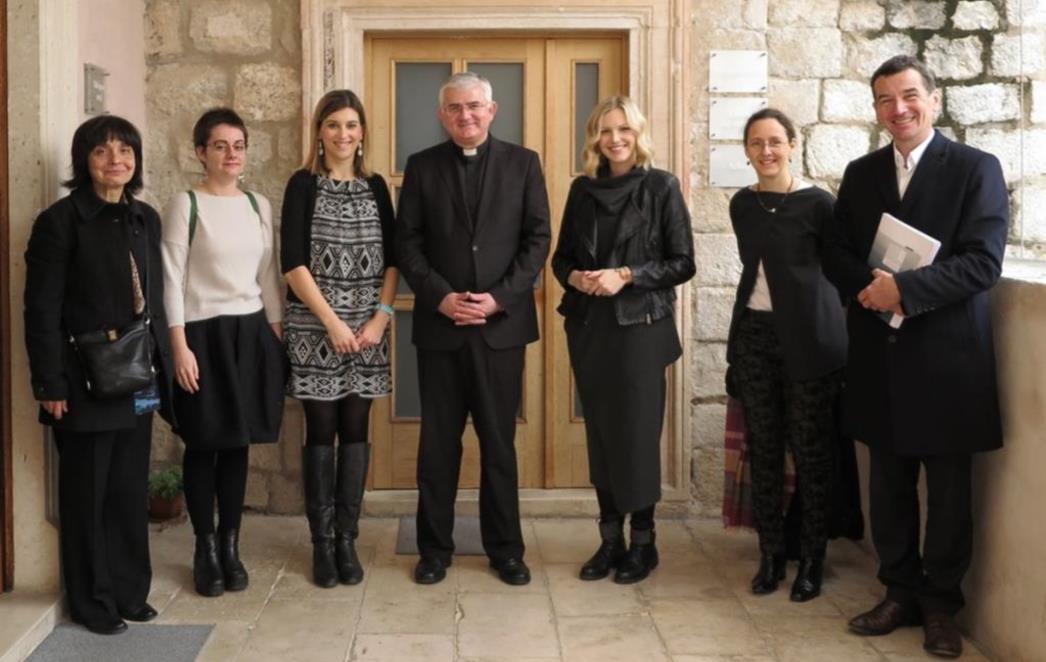 Biskupu i županu predate kandidacijske knjige Dubrovnika za Europsku prijestolnicu  kulture