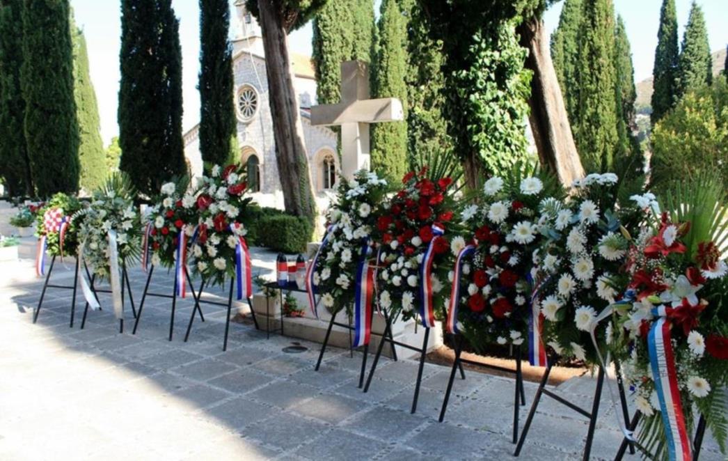 Gradonačelnik Vlahušić čestitao  Dan pobjede i domovinske zahvalnosti i Dana hrvatskih branitelja