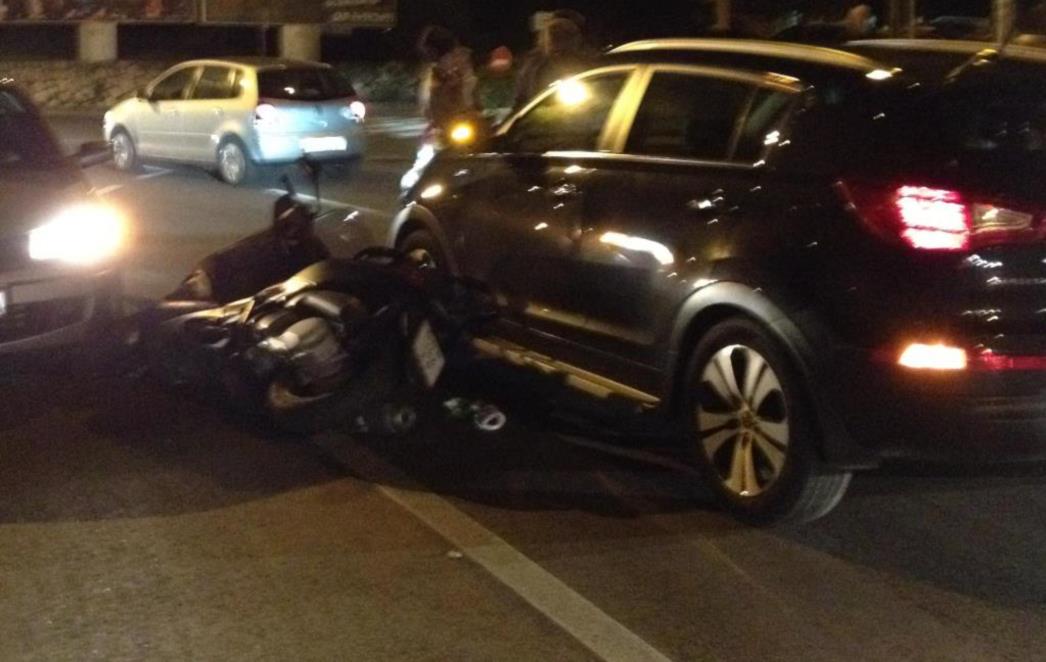 DUBROVNIK: Dva automobila 'stisla' motorista, nema teže ozlijeđenih