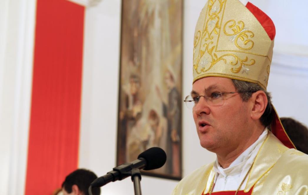 Biskup Košić: Svi naši svećenici imaju završen fakultet, niska primanja, nemaju radnog vremena i služe  s ljubavlju