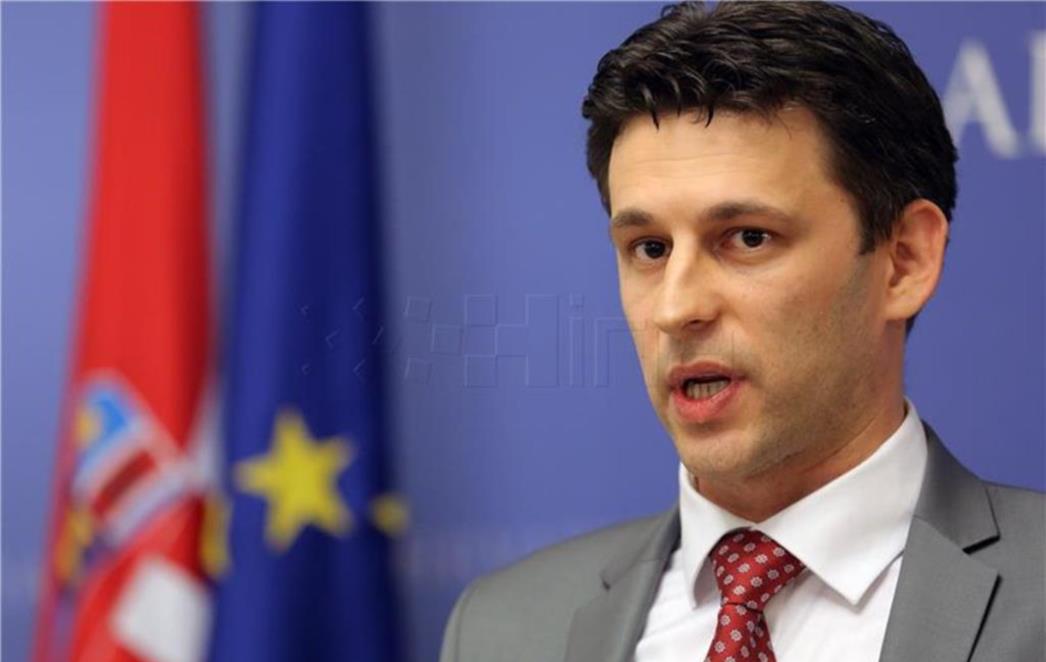 Petrov o aferi s bonusom u Hrvatskim šumama : HDZ i SDP su hrvatske tvrtke bankomati