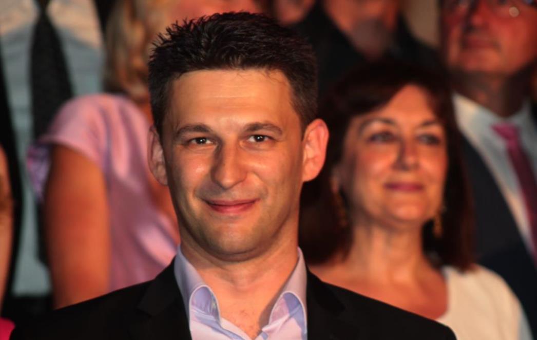 MOST SLOŽIO LISTE: Petrov u desetoj,  Orepić u prvoj, a  Grmoja u šestoj  izbornoj  jedinici