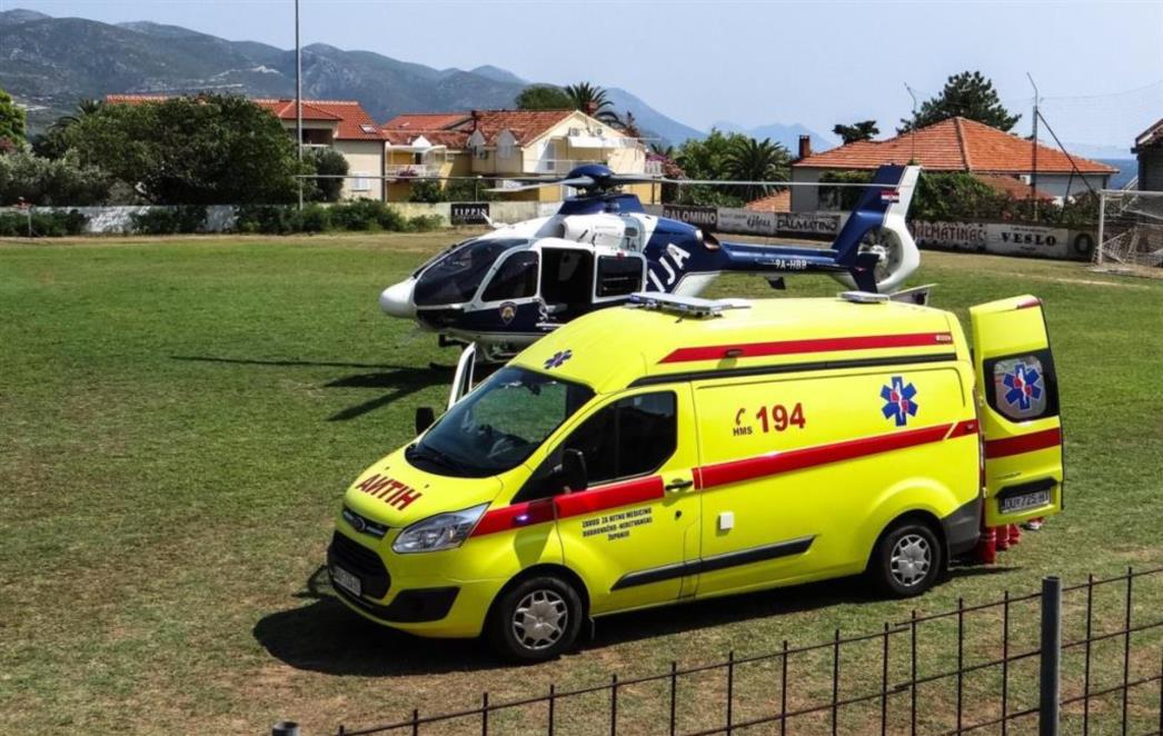 POSKOK UGRIZAO DIJETE NA PELJEŠCU Helikopterom hitno prebačeno u splitsku bolnicu (FOTO)