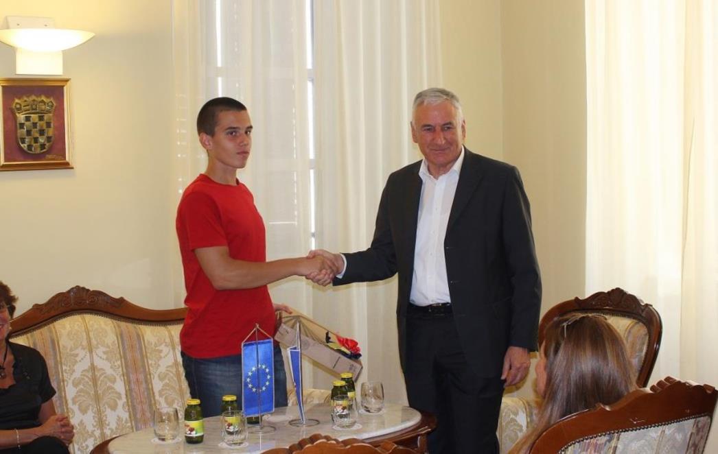 Župan  primio  pobjednika  Srednjoeuropske  matematičke   olimpijade