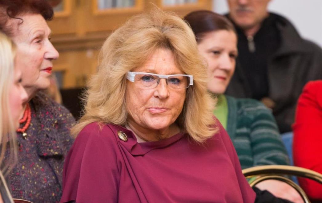 MANI GOTOVAC: Zbog spletkaroša i političara ruga nam  se cijeli svijet
