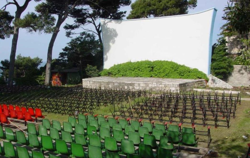 TJEDNI PROGRAM  Raspored filmskih projekcija u tri dubrovačka kina