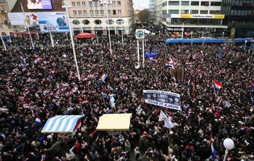 Skup zajedništva na Jelačić placu o 'problemima cijele Hrvatske'