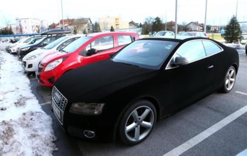 DINAMOV SLOVENAC SA BARŠUNASTOM ZVIJERI 'Valjda će me  u  Zagrebu ipak  više pamtiti po igri nego po automobilu!'