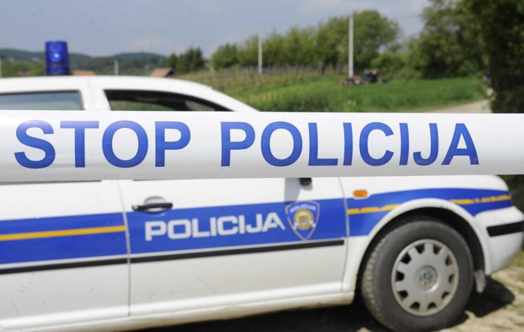 STRAŠNA TRAGEDIJA U ZAGREBU: Muškarac nožem izbo četverogodišnju kćer i  suprugu, pa  skočio sa zgrade