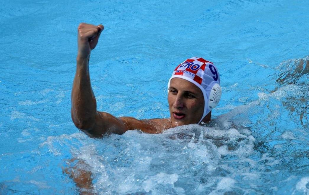 NEPOŠTENA IGRA U KAKVU JE TEŠKO POVJEROVATI Žele li Talijani profitirati na bolesti hrvatskog velemajstora?