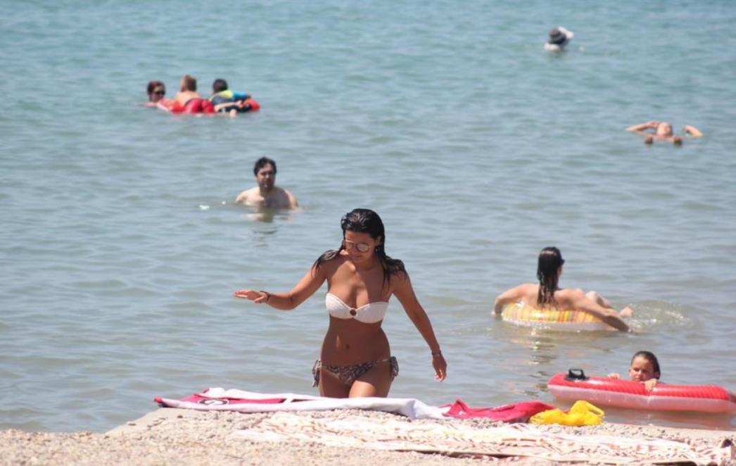Pripremite kupaće: bura će pasti, a  temperatura  rasti