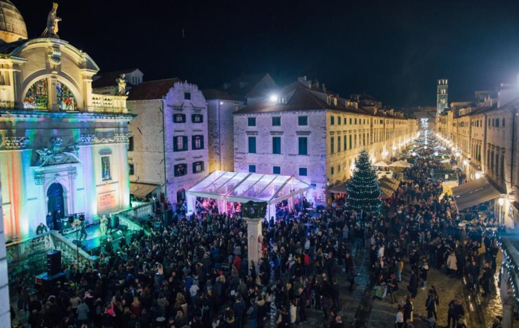  STIŽU GUSTAFI! Istarski rockeri zagrijat će Dubrovčane nastupom ispred crkve Parca