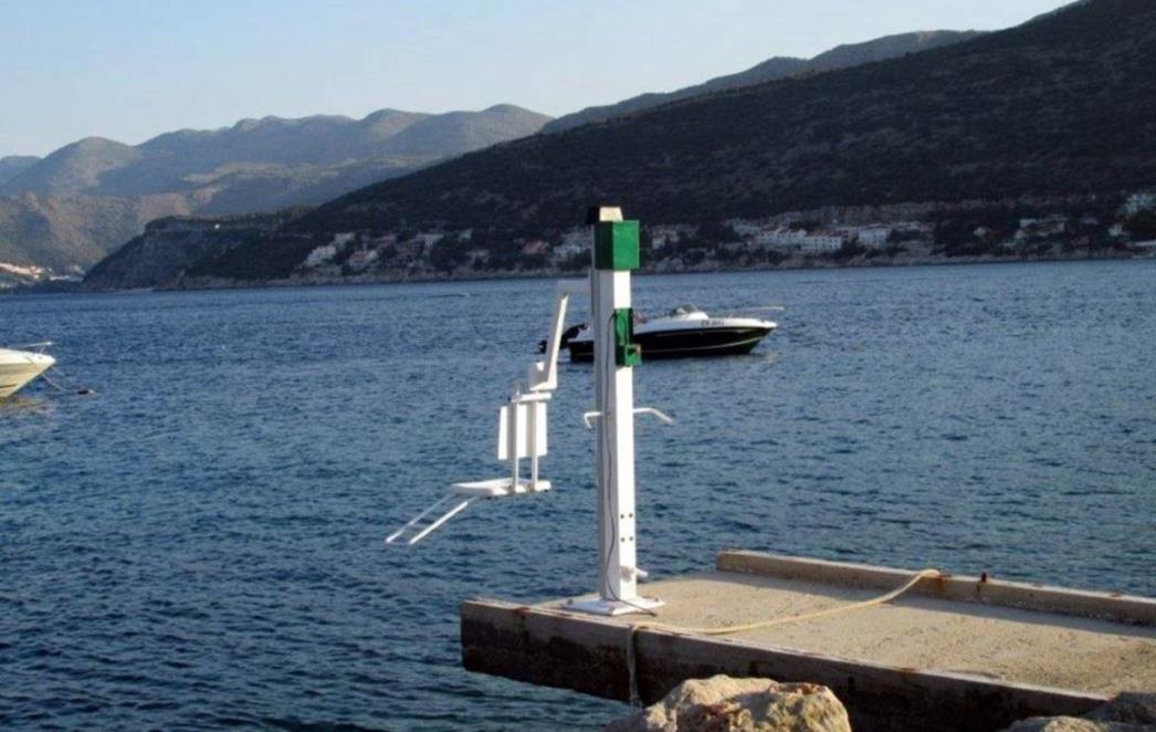 Lifter za osobe s invaliditetom postavljen  na Copacabanu