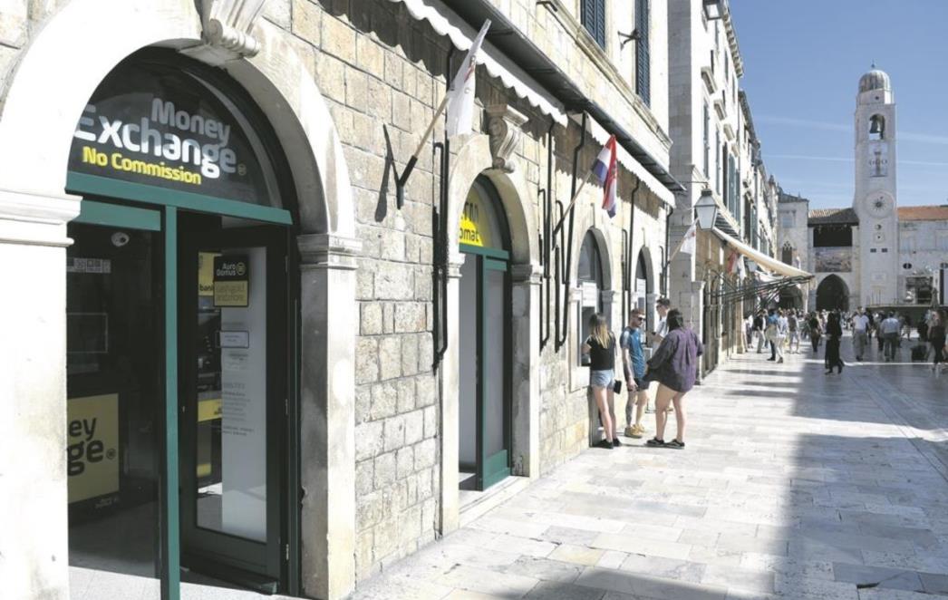 Upravni sud potvrdio rješenje Dubrovačko-neretvanske županije u vezi bankomata u povijesnoj jezgri Dubrovnika