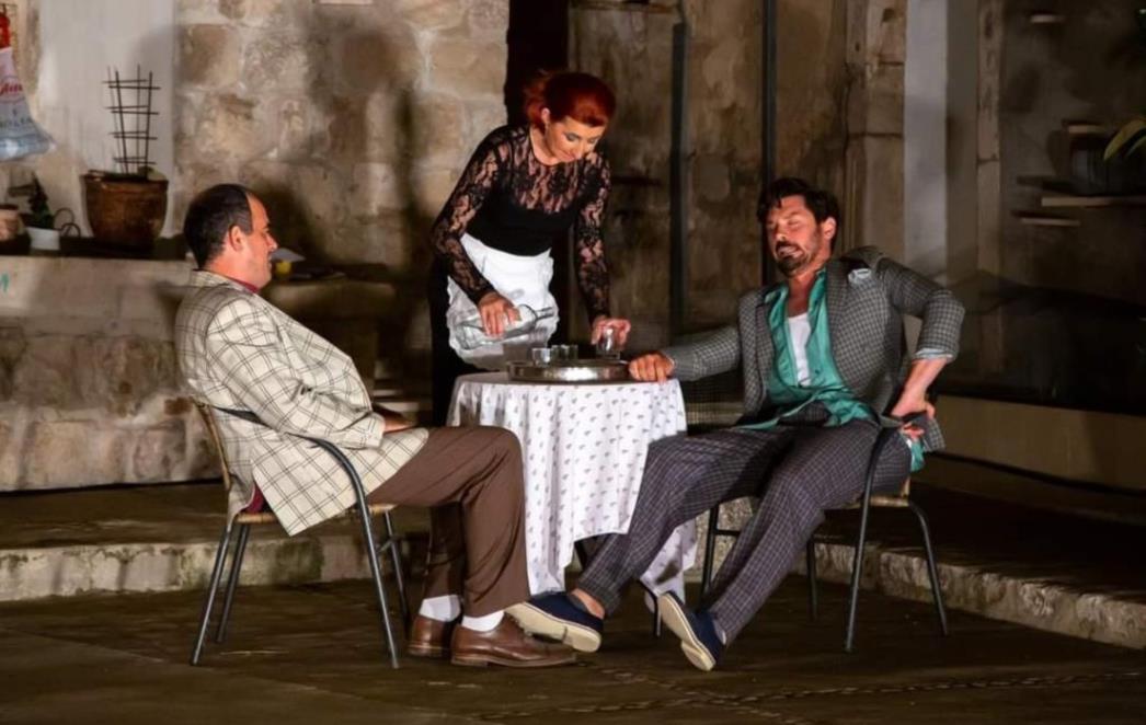 HIT PREDSTAVA: Kolarini nastupaju u Kazalištu - pogledajte komediju 'Mare Fjočica'