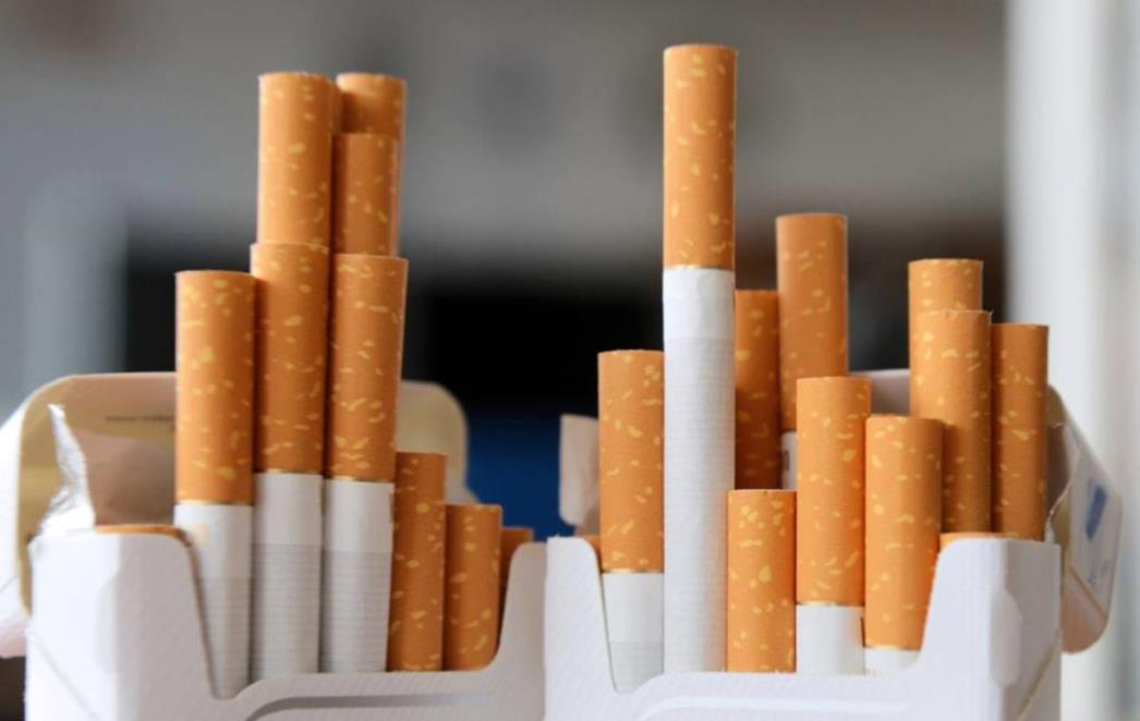 NOVO POSKUPLJENJE CIGARETA Direktiva iz Europe  pušače će dobro opaliti po džepu