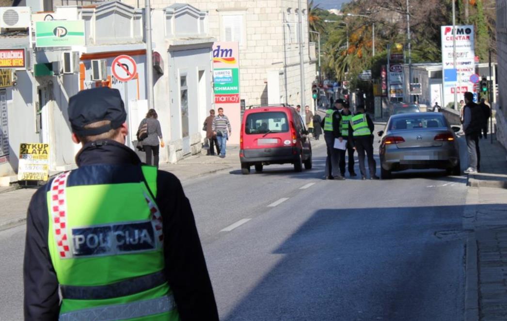 POLICIJSKO IZVJEŠĆE: Dubrovačka policija prošli tjedan iz prometa isključila 18 vozača i dva vozila