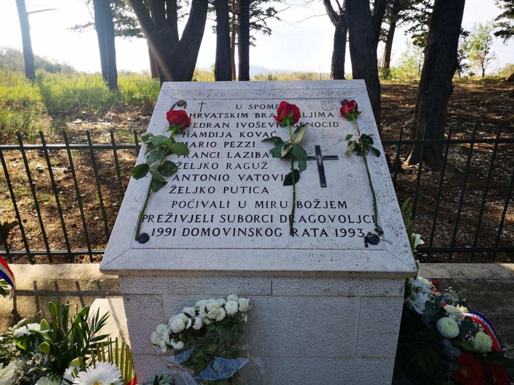 31. GODIŠNJICA POGIBIJE Položeni vijenci za stradale branitelje na Bosanci