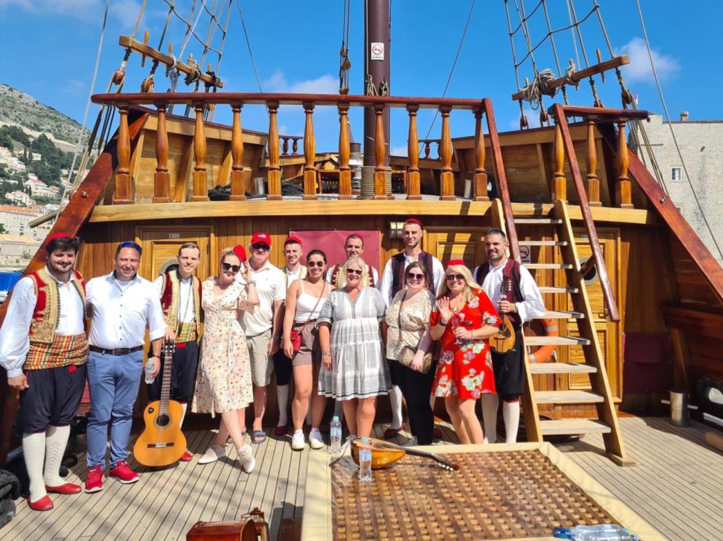 Studijsko putovanje za inozemne poslovne agente