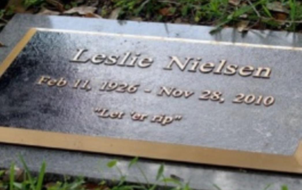 Leslie Nielsen nasmijava fanove i iz groba