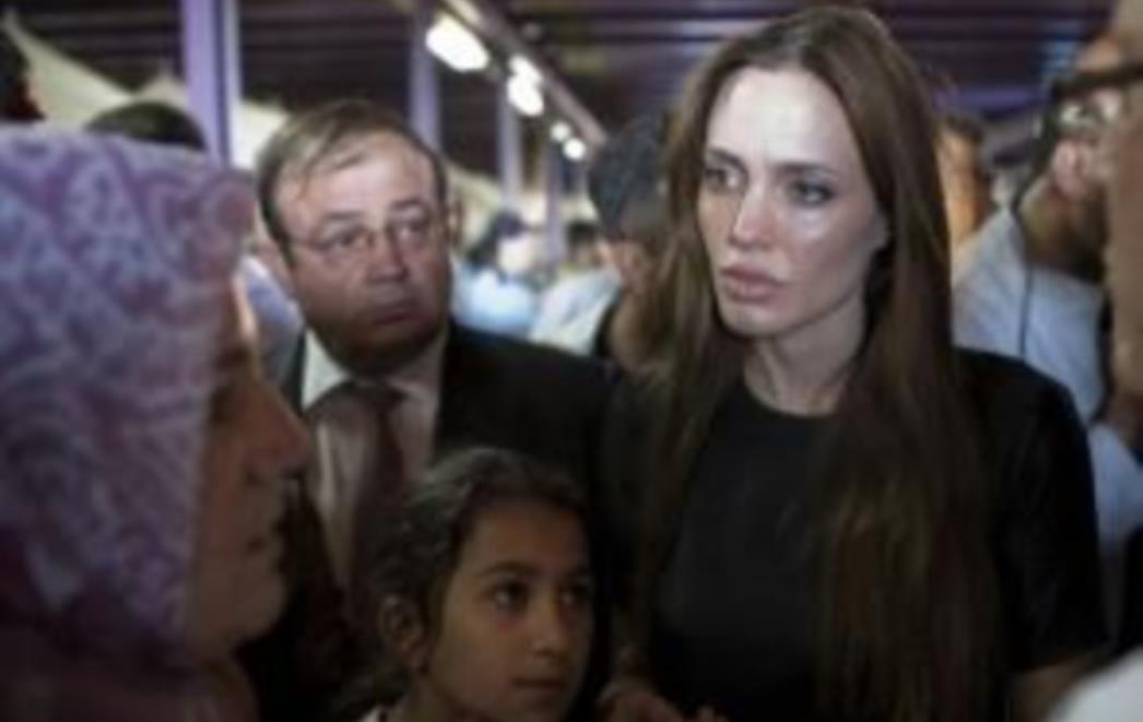 Angelina Jolie posjetila izbjeglice na Lampedusi